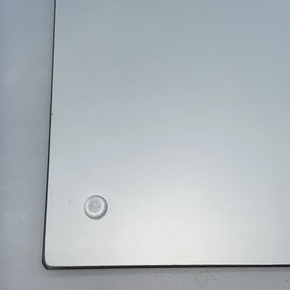 New Tempered Glass Cutting Board - Picture 6 of 8